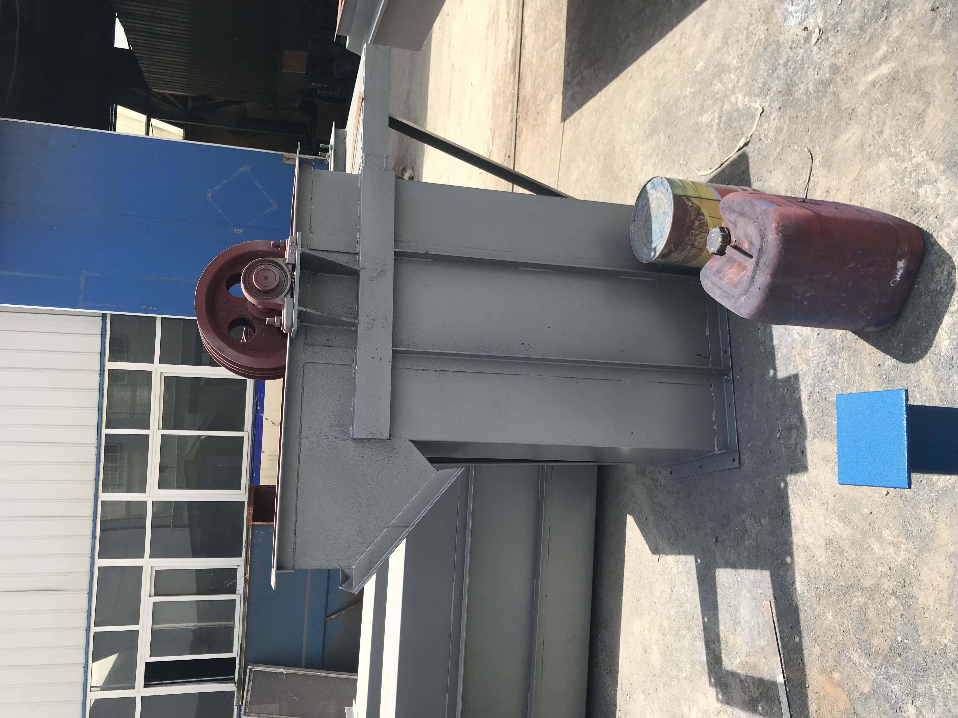 斗式提升機剎車、逆止、密封、潤滑問題都需要在設計